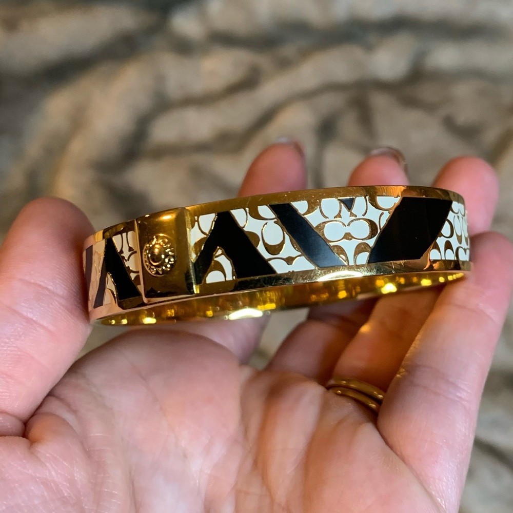 Coach bangle barely worn
